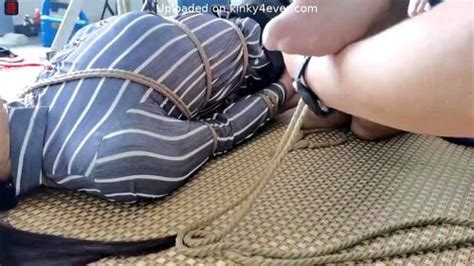 Watch 菲菲和瑾瑜品尝彼此的丝袜 Bdsm Fetish Bondage Porn SpankBang