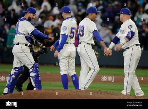 Seattle Mariners From Left David Freitas Ichiro Suzuki Edwin Diaz