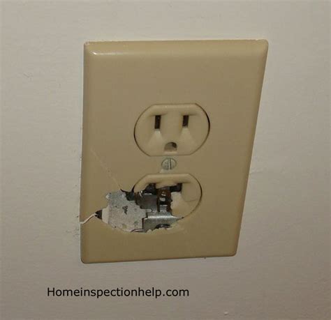 How To Fix A Broken Electrical Outlet