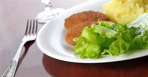 Куриные котлеты в панировке - IVONA.UA