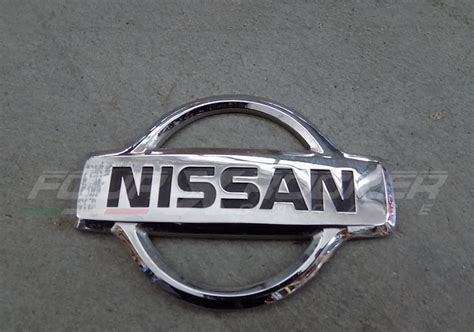 Logo Scritta Fregio Portellone Posteriore Nissan Nissan Terrano