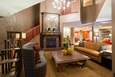 Editor Picks: Best Hotels in Downtown La Crosse, WI