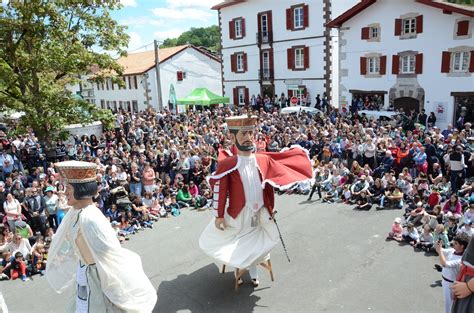 Baigorri Vibra En El Nafarroaren Eguna