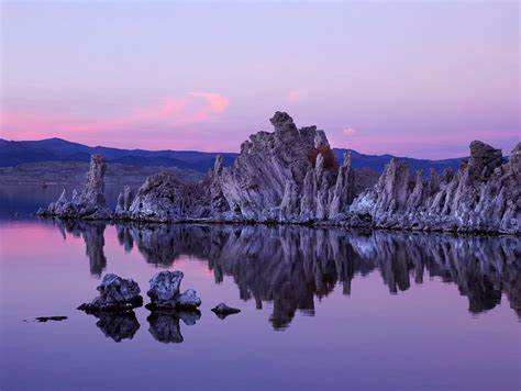 Mono Lake is large, shallow | Free Photo - rawpixel