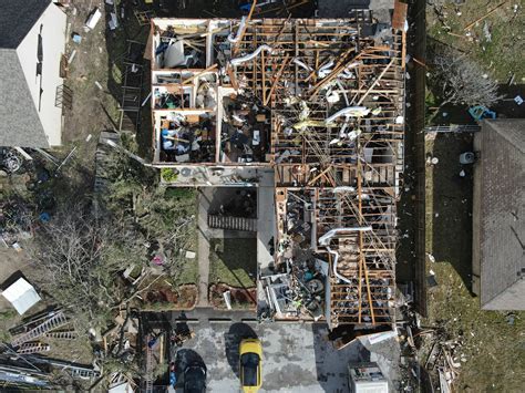 Houston-area tornado damage, destroyed buildings seen in drone footage