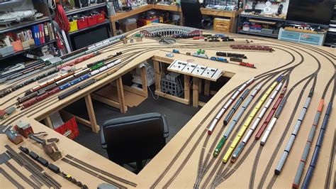 Herbie's having fun with his layout - Model railroad layouts plansModel ...