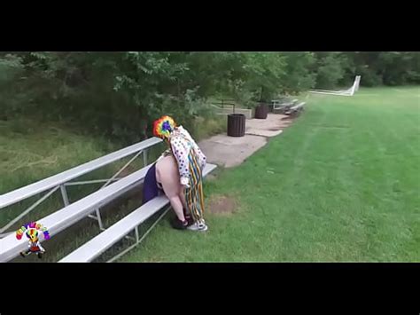 Caliente BBW se la follan en un parque a plena luz del día XVIDEOS