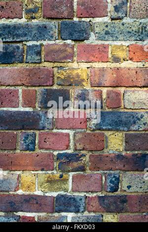 Old yellow London brick wall in Flemish Bond Stock Photo - Alamy