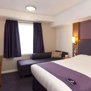 Premier Inn London Hampstead: 3 star Hotel with a Minimum Price 100.12 ...