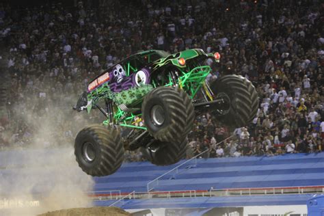 grave, Digger, Monster, Truck, 4x4, Race, Racing, Monster truck ...