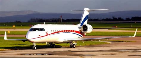 Premier aircraft design crj 200 - nanaxtweet