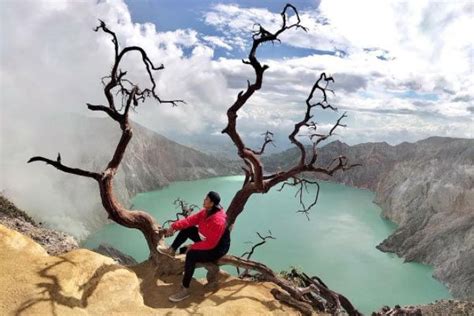 Kawah Ijen Harga Tiket Masuk Spot Foto Terbaru