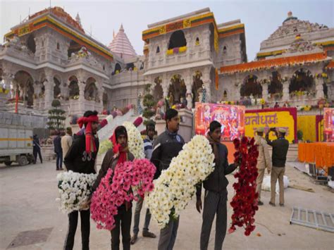 Ayodhya Weather On Ram Mandir Pran Pratishtha Day Imd Forecast Fog Cold