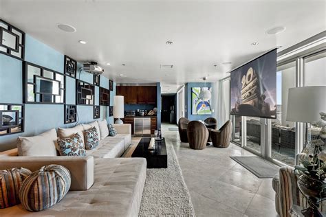 ‘crown Jewel Luxury Penthouse Hits Las Vegas Market