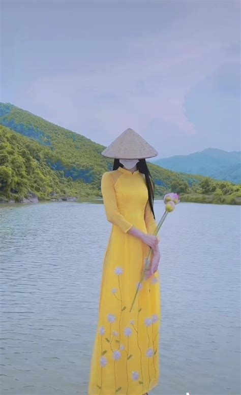 Hot TikTok Phùn Anh nổi tiếng với loạt clip giả gái đỉnh cao thực chất là một cô gái U30