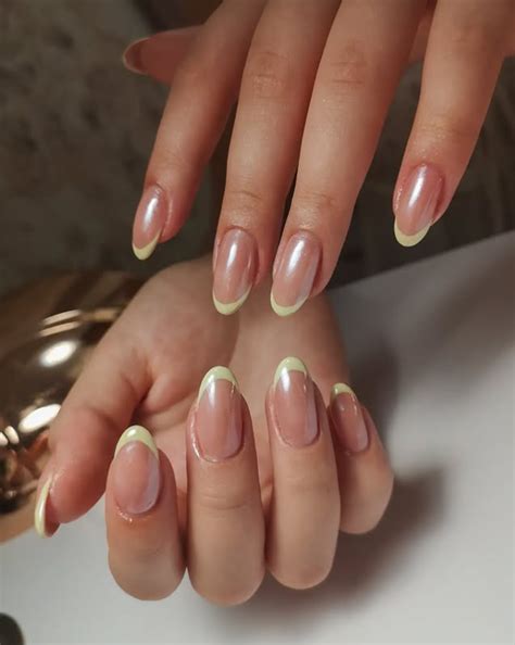 35 Short Nude Almond Nails Inspos For Your Next Manicure Fashion And Finger Tips