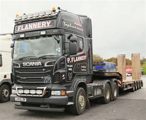 Scania R620 STGO Cat 3 P Flannery Plant Hire Frank Hilton Caminhões