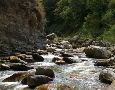 Highest Mountain In Bhutan | Gangkhar Puensum, The Highest Unclimbed ...