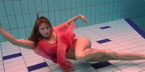 Big Boobs Silvie Swims And Shows Hairy Pussy Cindy Gold Tnaflix