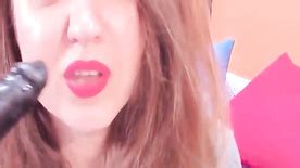 Lovely Brunette Show Her Erotic Moves Live Cnn Amador