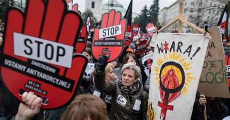 Pologne manifestations pour le droit à l avortement en Pologne L