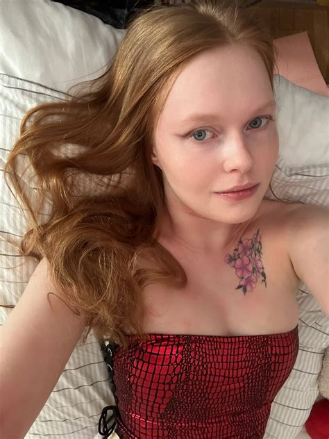 Redhead Sin Wild Teasing Too Hot To Handle Nude Pics XHamster