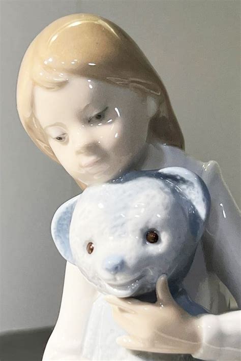 Lladro Figur Kleines M Dchen Mit Teddy Kaufen Auf Ricardo