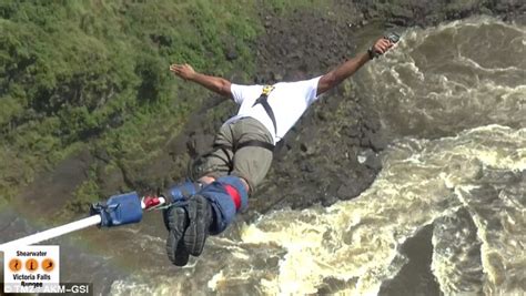 Will Smith Bungee Jumps Off Victoria Falls Daily Mail Online