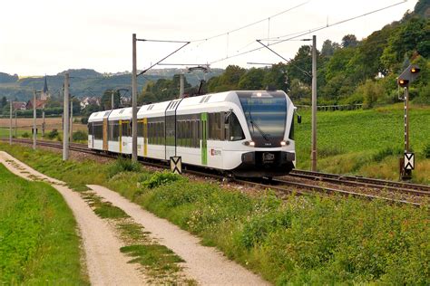 Ein Stadler GTW 526 der Thurbo AG fährt am 13 09 2012 durch Bietingen