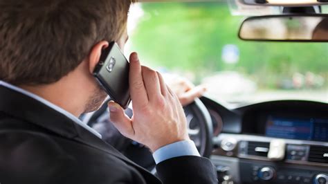 Cell Phone Use While Driving Will Be A Moving Violation In Illinois