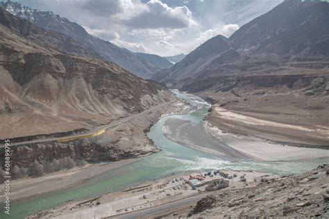 Sangam point. Sangam Valley is a 35 km (22 miles) drive from Leh,I ndia ...