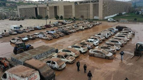 Kondisi Mobil Mobil Yang Jadi Korban Banjir Turki