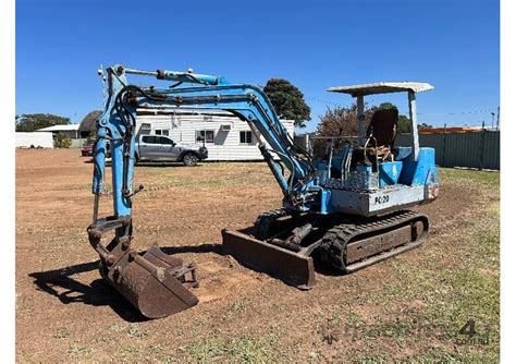 Used Komatsu Komatsu Pc Excavator Excavator In Listed