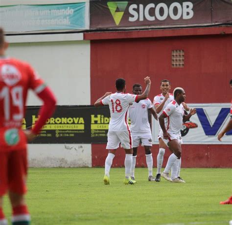 Jobson Marca No Fim Capixaba Bate O Rio Branco Vn E Se Aproxima Da