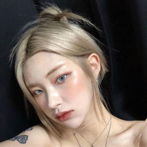 Pin By Annona On Ci Cc I Blonde Hair Korean Korean Hair Color Blonde Hair Color