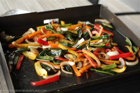 Blackstone Griddle Chicken Fajitas - Handmade in the Heartland