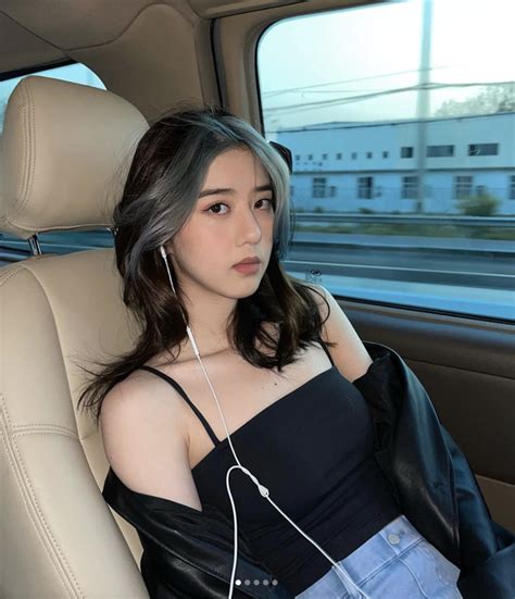 C Apple Ch N M T G I V Ng Hot Girl Qu T O Tu I T Ng Khi N C Ch U L Ng S C Thay