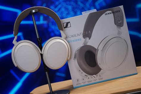 Sennheiser Momentum 4 Wireless 頭戴式無線降噪耳機：＂第一集＂開箱、聽感、收集評測問題！ 耳機開箱