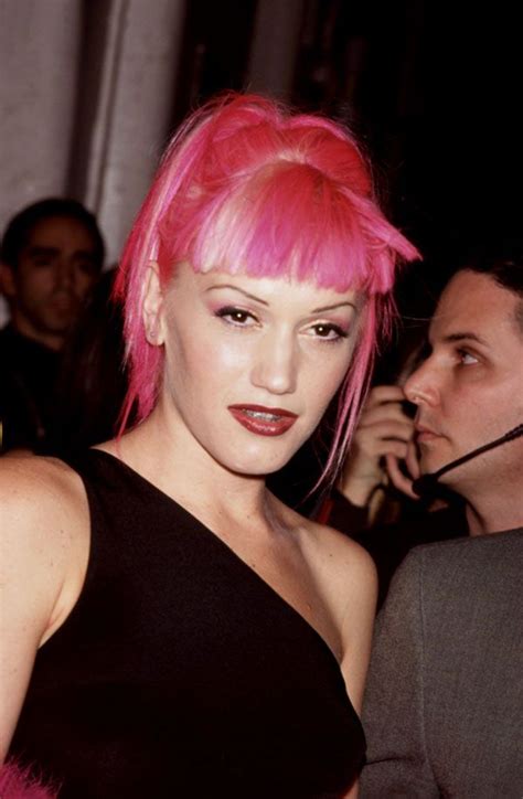 Gwen Stefani Pink Hair Gwen Stefani Music Gwen Stefani Hair Gwen