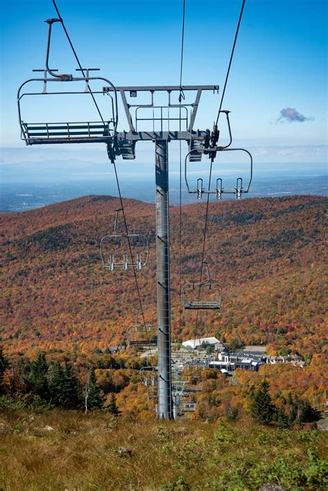 Foliage Check 2021: Peak Foliage Declared at the Top of Vermont ...