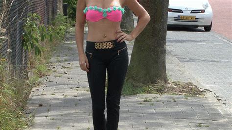 Tessa Revving In Pink Bikini Hot Car Girls Clips Sale