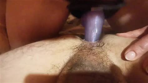 Komplikationen Ehefrau fickt den arsch ihres ehemanns mit einem großen dildo xHamster