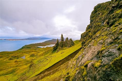 Premium Photo | Isle of Skye Old Man of Storr Hike