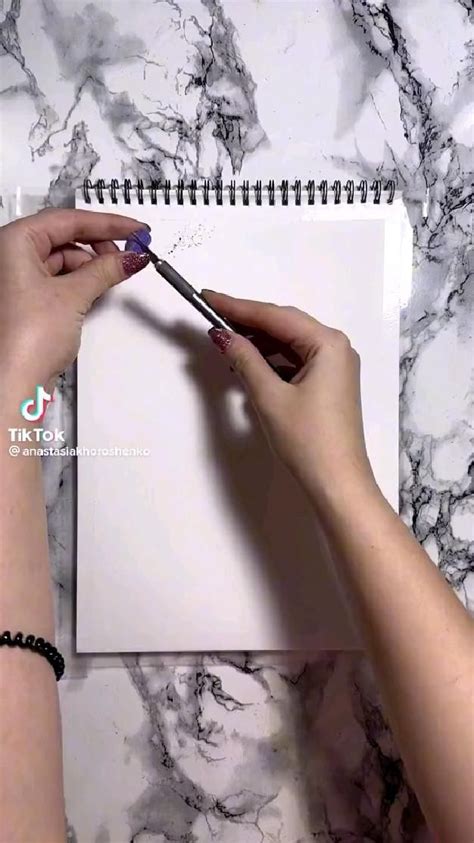 Pin By Varga Noemi On A Te Pinjeid Pencil Drawings For Beginners