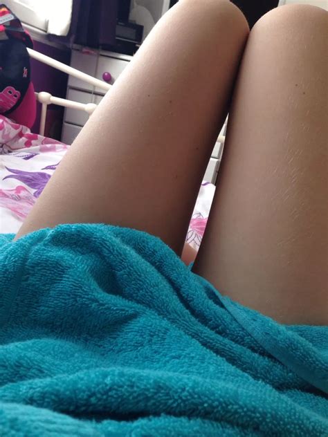Legs In Bed Nudes Towelgirls Nude Pics Org