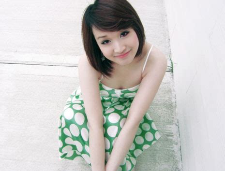 Pé Tin hot girl xinh đẹp hơn cả Mi Vân Vân Navy giờ ra sao