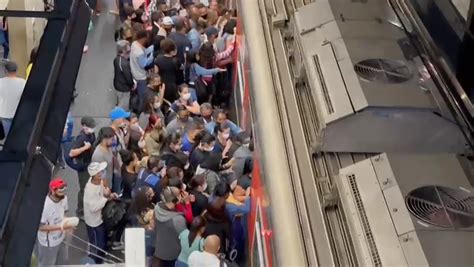 Falha Na Linha Coral Da Cptm Provoca Aglomera O Em Esta Es Nesta