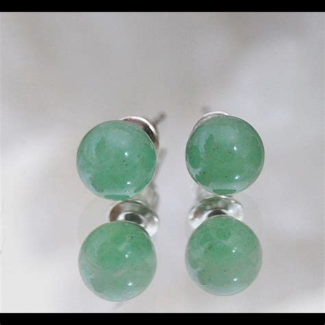 Обеци на винт от зелен авантюрин,6мм, Полускъпоценни минерали ...