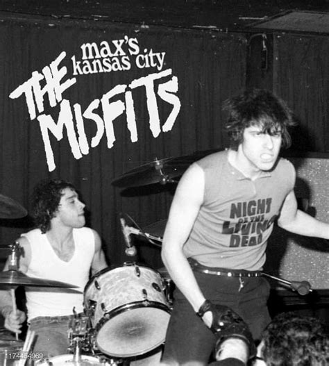 Pin By Pablo Punk On PUNK Hardcore Punk Bands Misfits Band Punk Guys