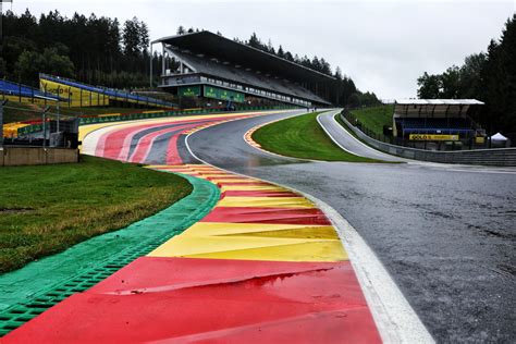 Live F1 Free Practice In Belgium Wet Track In Spa Formulapassion Live Breaking Latest News